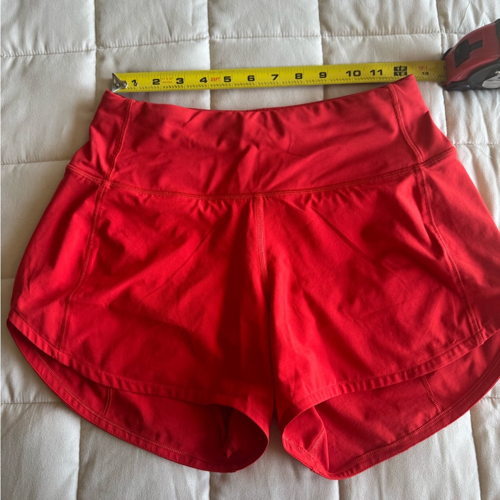 Lululemon size 4 High Rise Speed up Shorts 4in inseam - Picture 3 of 7